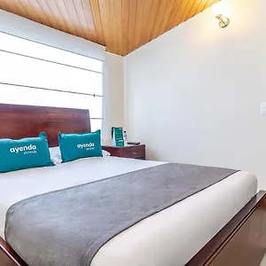 Nabusimake Modelia Bogota