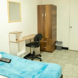 https://cute-rooms-on-la-70-street-laureles.colombiamedellinhotels.com